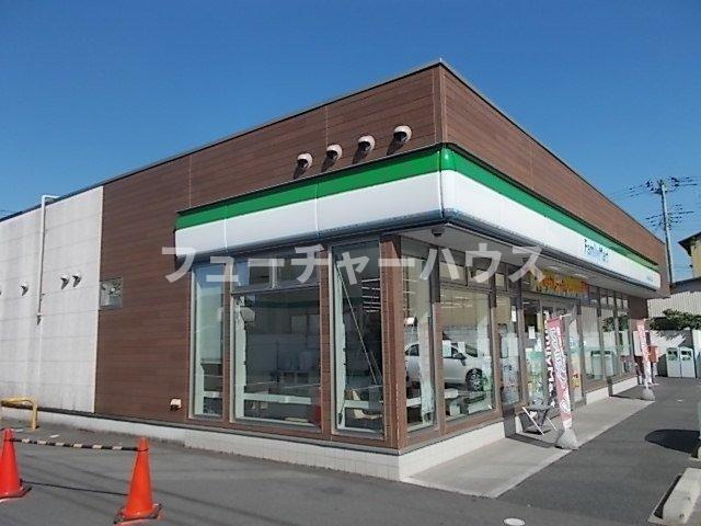 レフィナードＫ　Ⅰの周辺|ファミリーマート末広町二丁目店まで130m