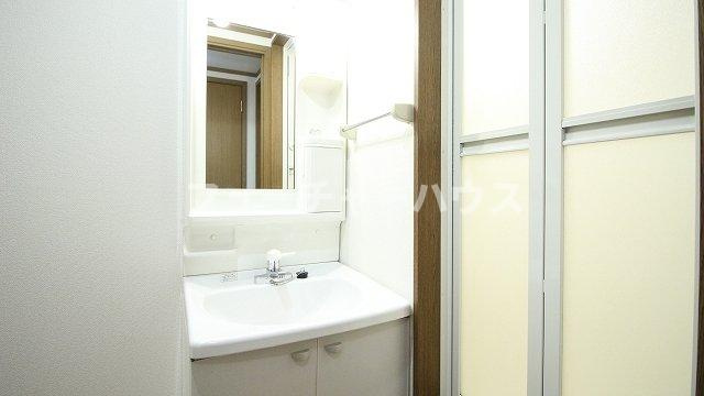 レフィナードＫ　Ⅰの洗面所|コンパクトで使いやすい洗面所
