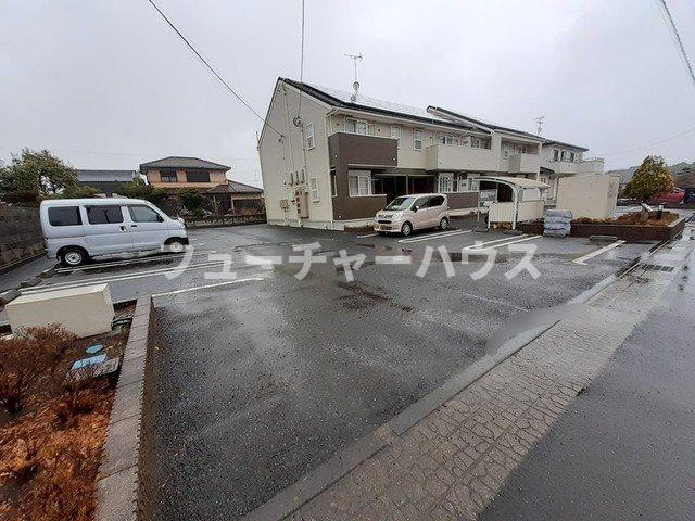 マタザメゾンの駐車場|駐車場です