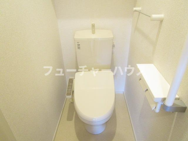 ドルチェ・Ｔのトイレ|ゆったりとした空間のトイレです