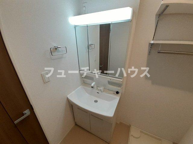 サンセールＡＨの洗面所|脱衣スペースもあります