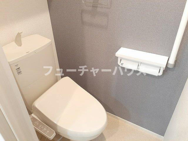 メゾン・ド・フレーシュＡのトイレ|ゆったりとした空間のトイレです