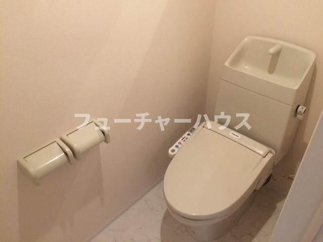 ユンバンチェンのトイレ|シャワー付トイレ