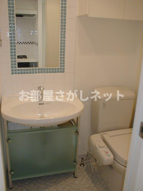 ステージファースト三軒茶屋アジールコート【おとり物件なし】の洗面所