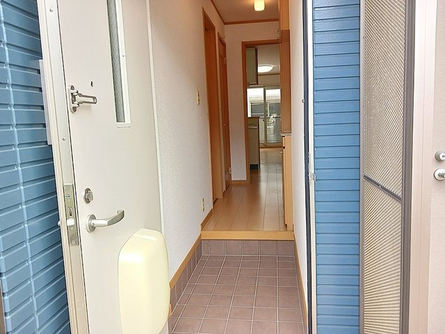 ルミエールの玄関