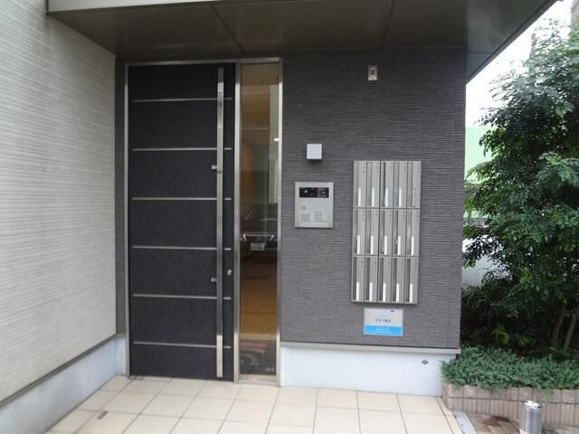 フラットヒル大和Ⅰのエントランス
