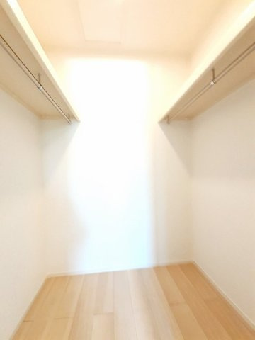 サン　ファーストの収納
