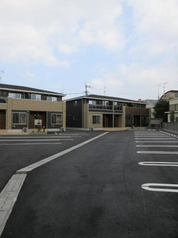 クレメント　Ⅱの駐車場