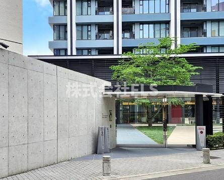 豊島区南池袋１丁目の賃貸マンションのエントランス