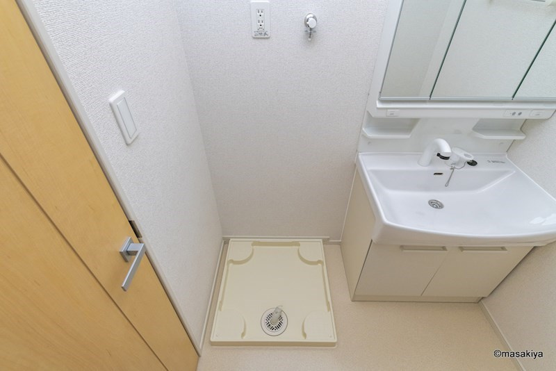 マロンショコラの洗面所|室内洗濯機置き場