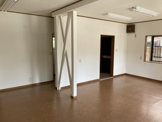 小田原市飯泉の店舗事務所の内装|現契約入居前参考写真
