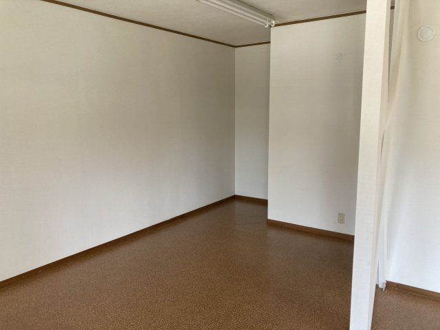 小田原市飯泉の店舗事務所の内装|現契約入居前参考写真