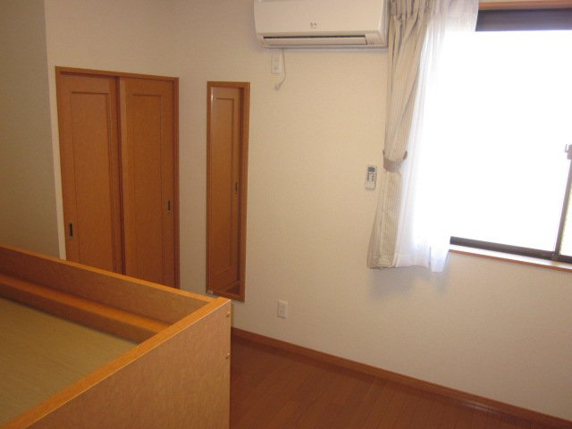 レオパレスやまぶきの寝室