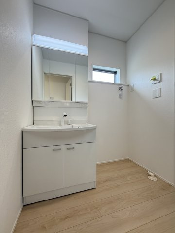 姫路市広畑区才の新築一戸建の洗面所
