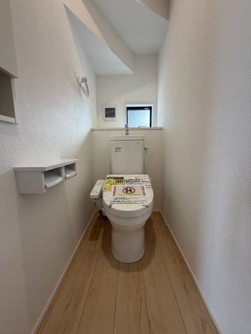 姫路市広畑区才の新築一戸建のトイレ