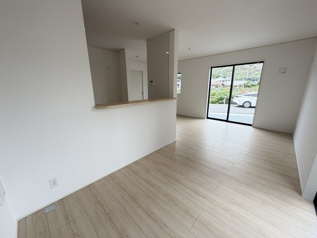 姫路市広畑区才の新築一戸建の居間・リビング