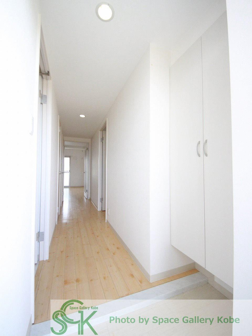 サンヴィラ24の玄関|※お部屋により仕様が異なる可能性があります。