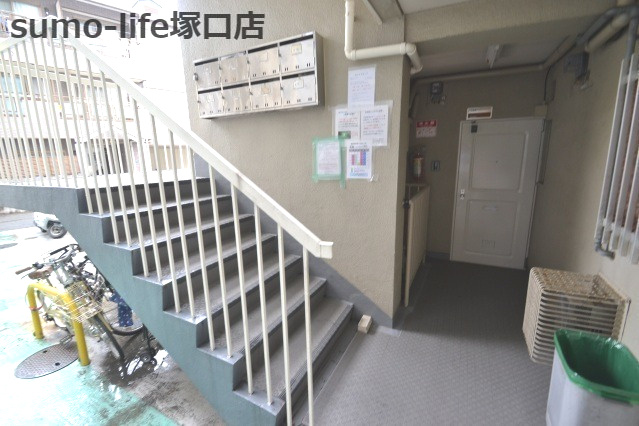 武富レジデンス1番館のエントランス