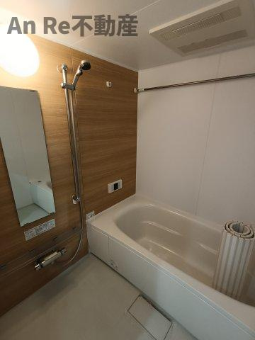 シャルマンドミールの浴室|別部屋イメージ写真
