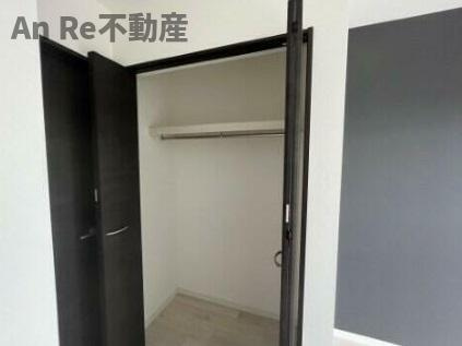 川口市安行出羽１丁目のアパートの収納