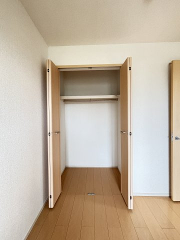 リバーフィールド　わらびの収納
