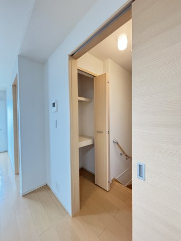 リバーフィールド　わらびの収納