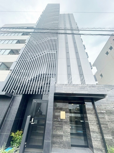 平塚市八重咲町の賃貸マンションの外観