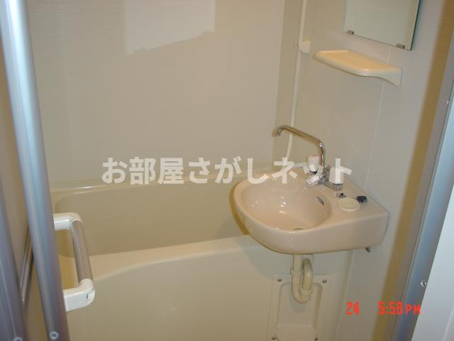 ステージファースト本駒込【おとり物件なし】#学生・社会人にオススメ！初期費用分割払いOK！の浴室