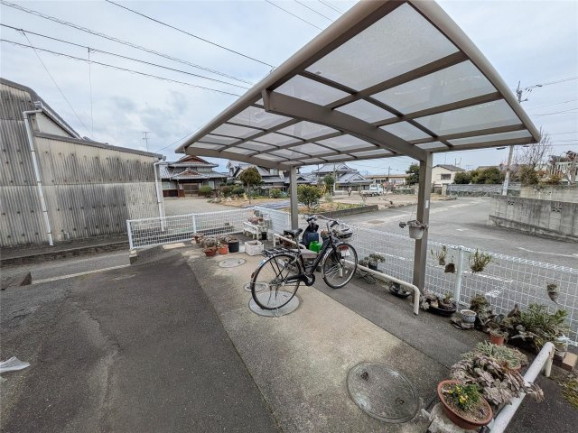 ジョイ・おれんじの駐車場