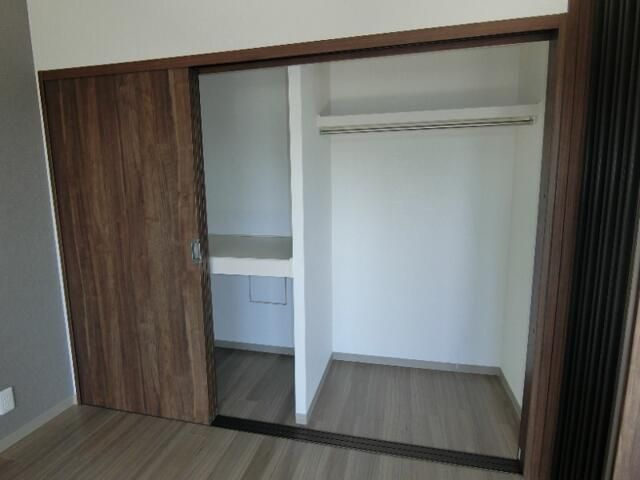 ラフィーネ八千代の収納