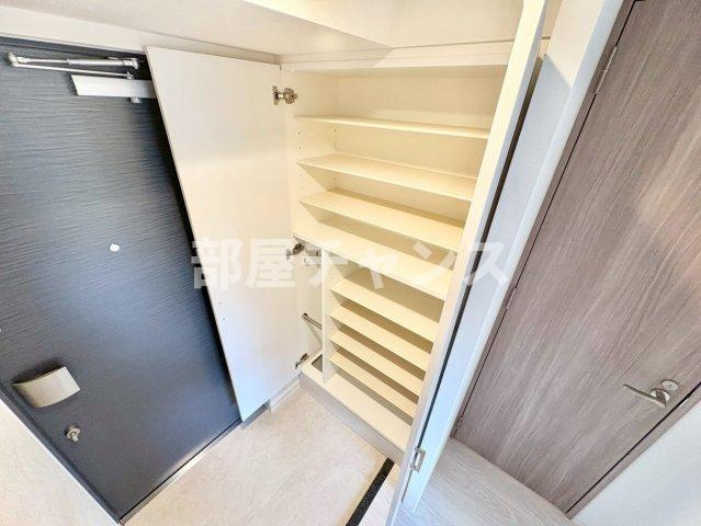 ディアレイシャス名古屋浄心Ⅱの玄関