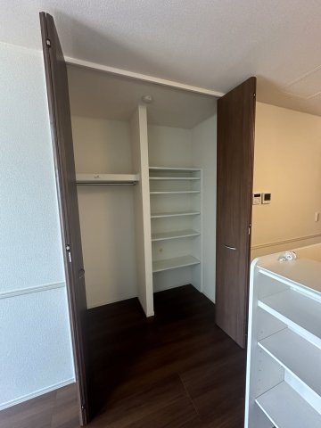 カーサ フェリーチェＥの収納