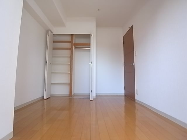 アーバネックス元町通の寝室