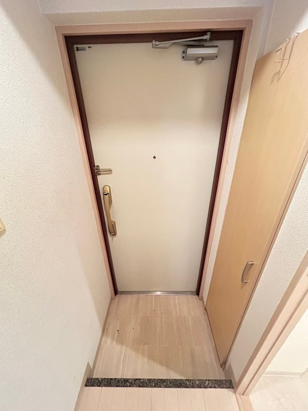 エストオージの玄関