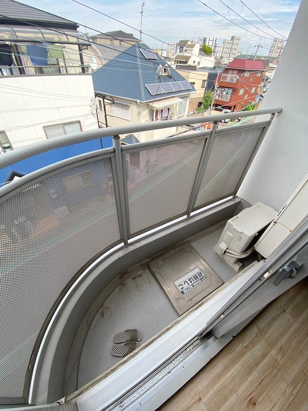 パインコート浜芦屋のバルコニー