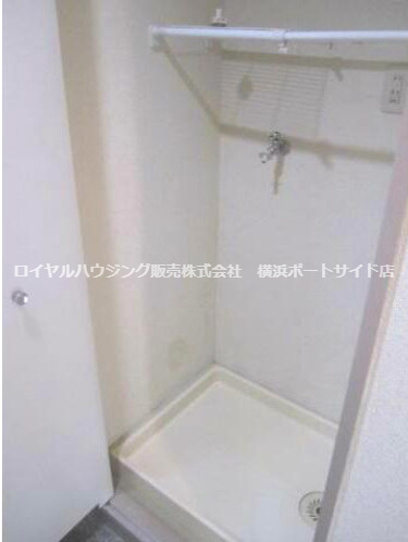 ※同タイプの室内画像となります。