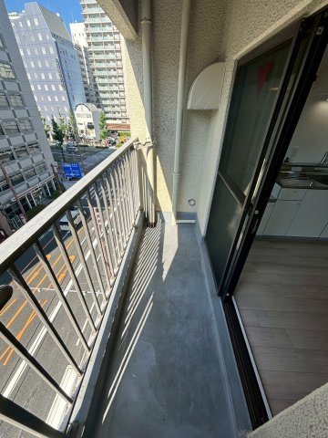 カナード西本町のバルコニー