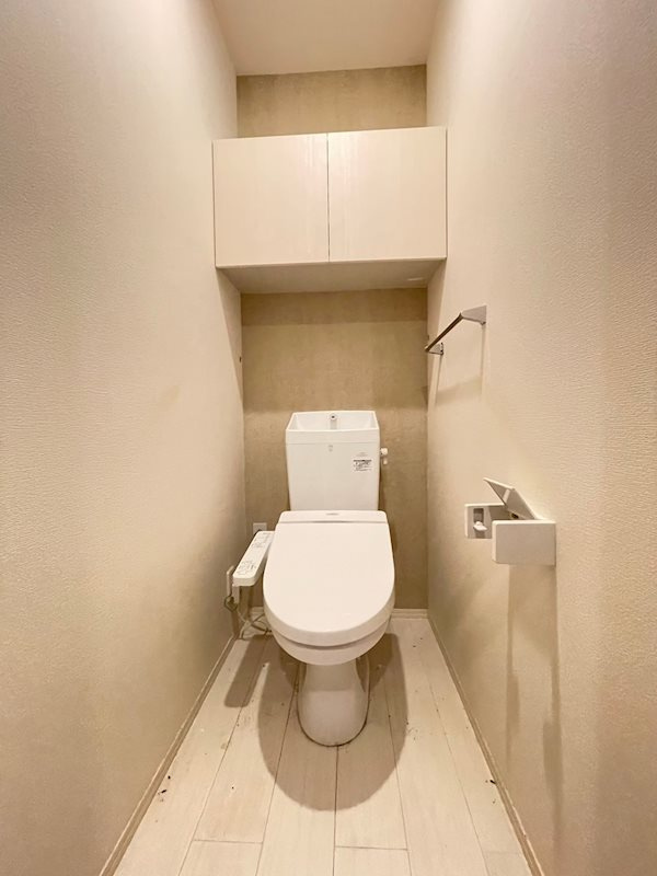 D-roomメゾン空港通のトイレ