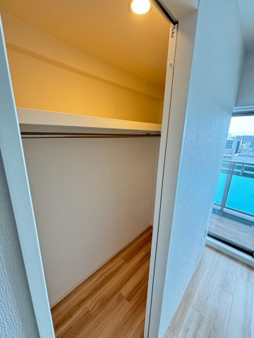 セレニテ難波グランデシュッドの収納
