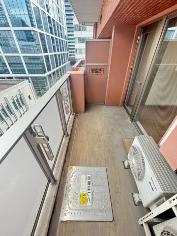JASPER御堂筋本町のバルコニー