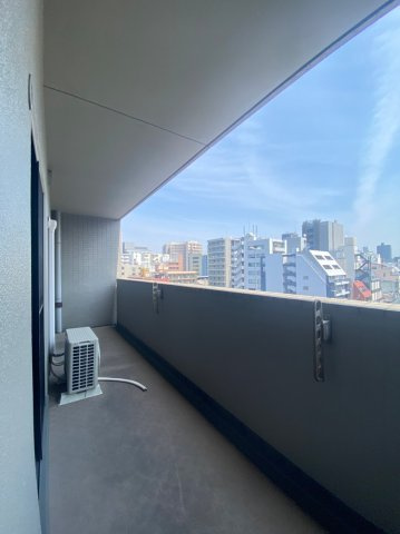 レジディア西天満（旧リヴァージュ西天満）のバルコニー
