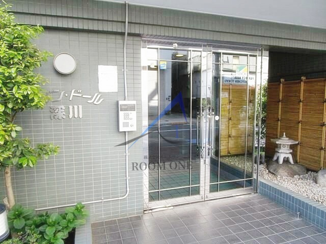 メゾンドール深川のエントランス|エントランスです。