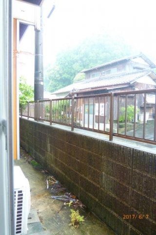 第1高良山コーポの庭