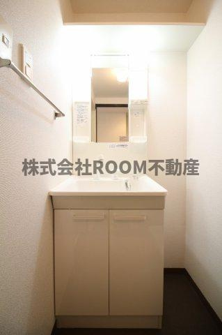 T-スクエアⅡの独立洗面台|独立洗面化粧台付き