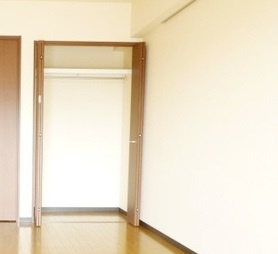 アクエリアス三軒茶屋の収納