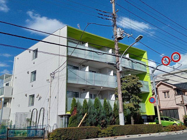 ファンファーレ調布の外観