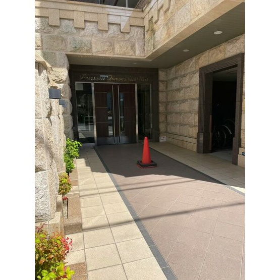 【エントランス】 | プレサンス鶴舞公園WEST