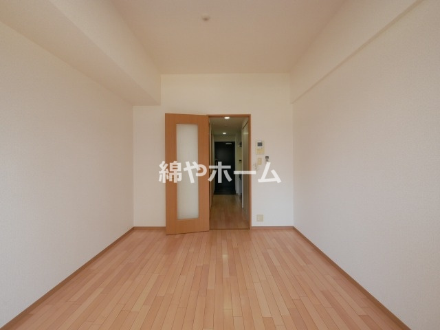 スワンズ難波パークビューの寝室|ゆとりの広さです