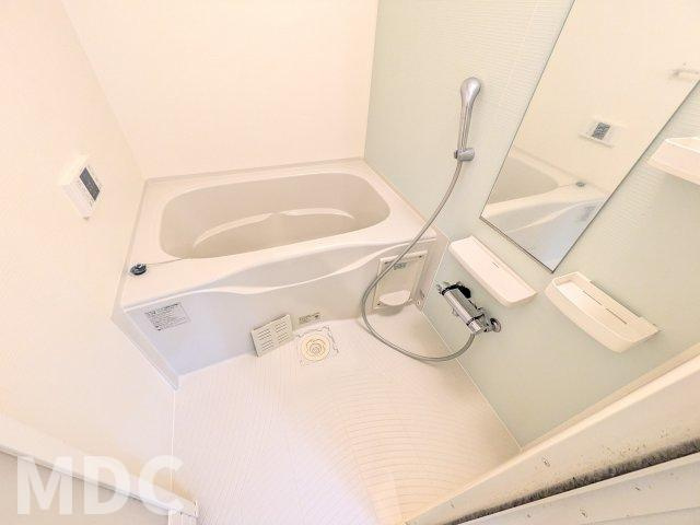 サンシーブルＣの浴室