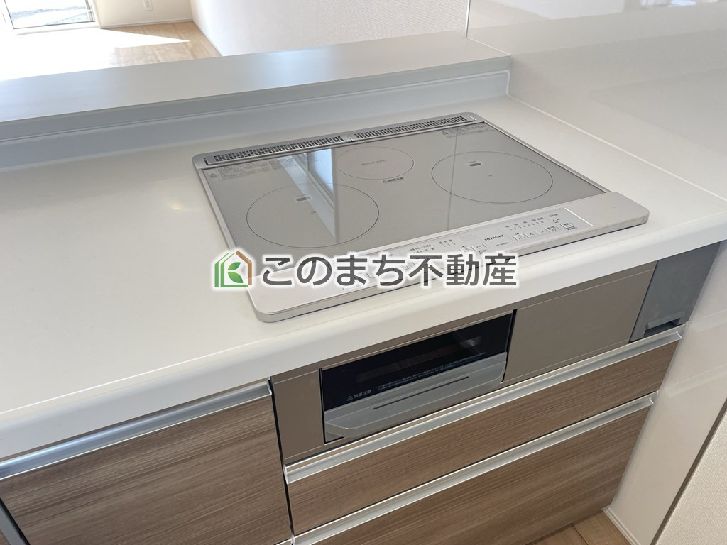 ブルーミングガーデン宇都宮市清原台6丁目のキッチン|IHクッキングヒーターで調理もお掃除も楽々です♪